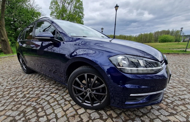 Volkswagen Golf cena 52800 przebieg: 171000, rok produkcji 2019 z Warszawa małe 232